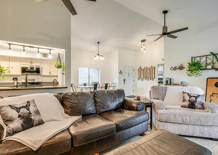 Family On > 2 Acres W/ Stables In Gilbert!