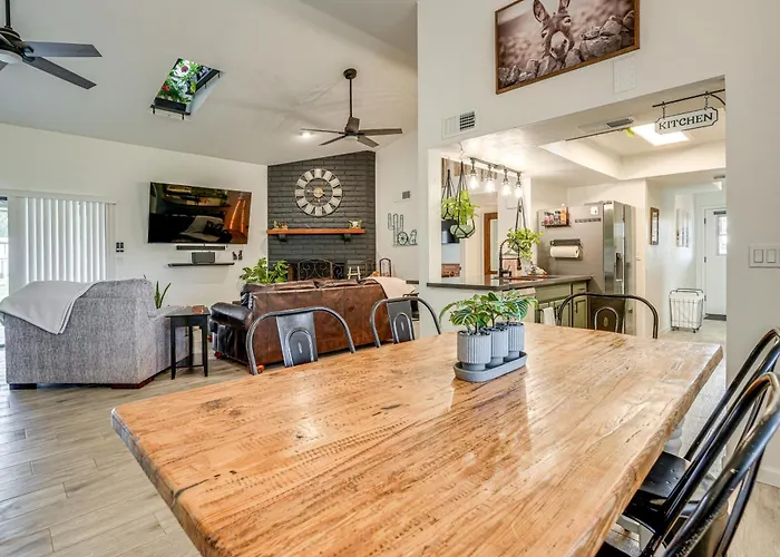 Family On > 2 Acres W/ Stables In Gilbert! * Gilbert